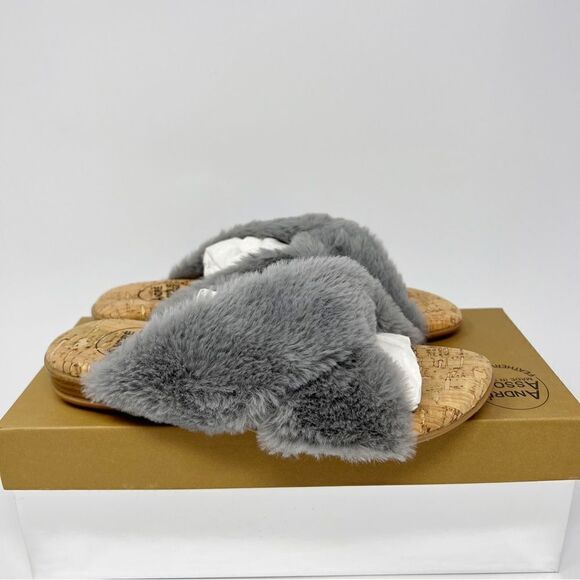 Andre Assous Featherweight Sandal - Picture 1 of 6